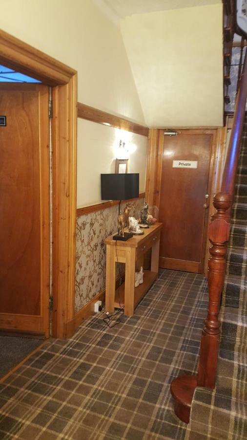 Ivanhoe Guest House Inverness Dış mekan fotoğraf