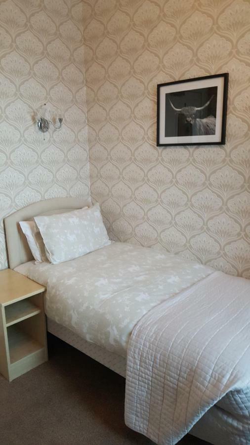 Ivanhoe Guest House Inverness Dış mekan fotoğraf